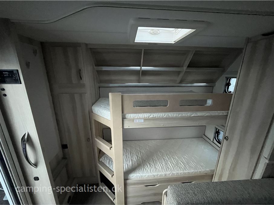 Hobby De Luxe 560 KMFe